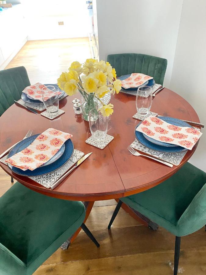 Springfield Court 12 Apartment Харогейт Екстериор снимка